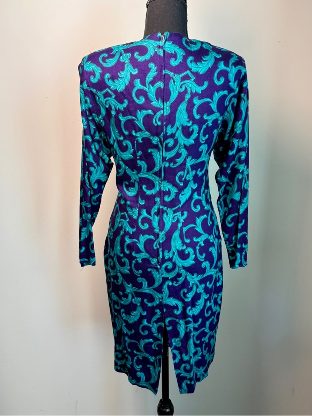 Patty O’Neil VTG 80s Purple Teal Baroque Print Rayon Dress w/ Suede Trim | Sz 6 - Picture 5 of 12
